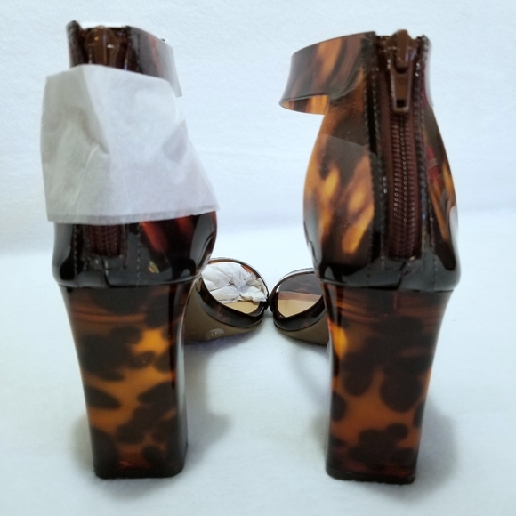 INC Makenna Two-Piece Clear Vinyl Dress Sandals - Picture 9 of 11